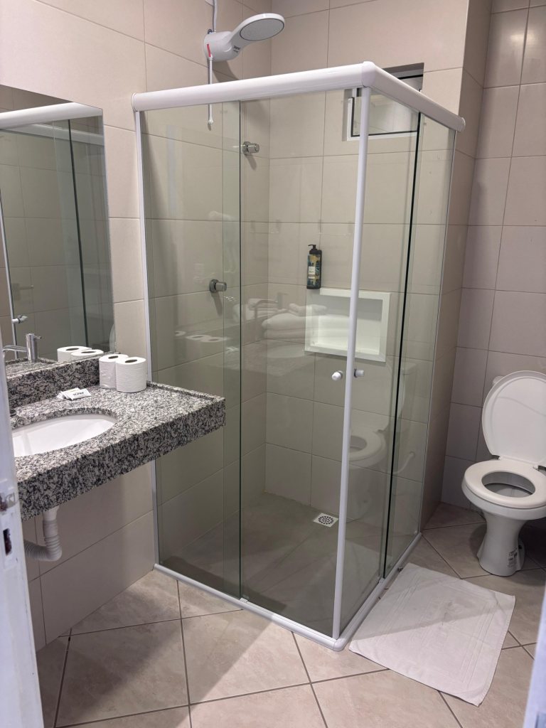Quarto Superior — banheiro